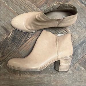 Eileen Fisher Ankle Boots Booties Tan/Nude Leather Stacked Heels 10